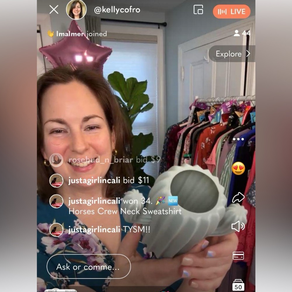 🌸🌸  Kelly Co is Live! QVC Brands Pallet Pulls 📦 Stop in and Say Hello! 🌸🌸 - Picture 12 of 15